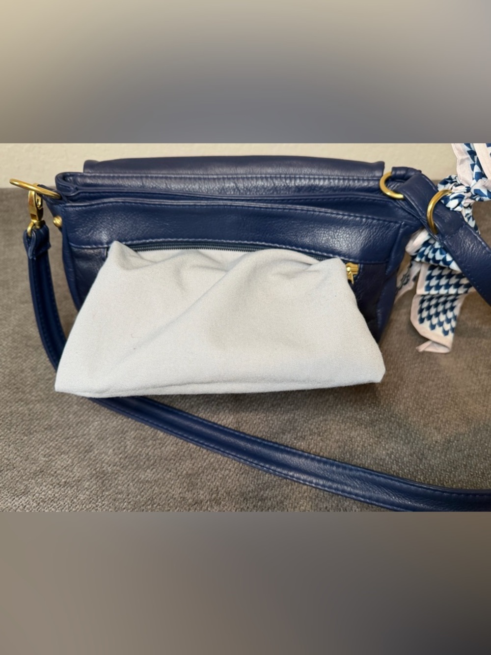 The SAS Olivia vintage Navy blue shoulder handbag - Picture 9 of 11